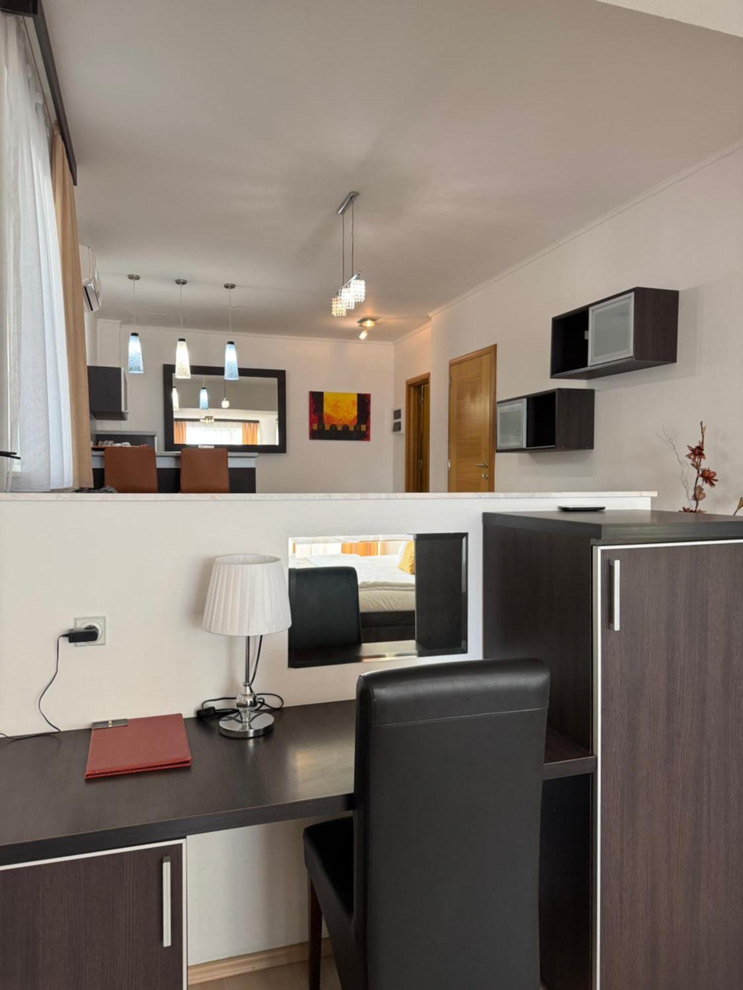 Hotel Freiburg Улцин Екстериор снимка