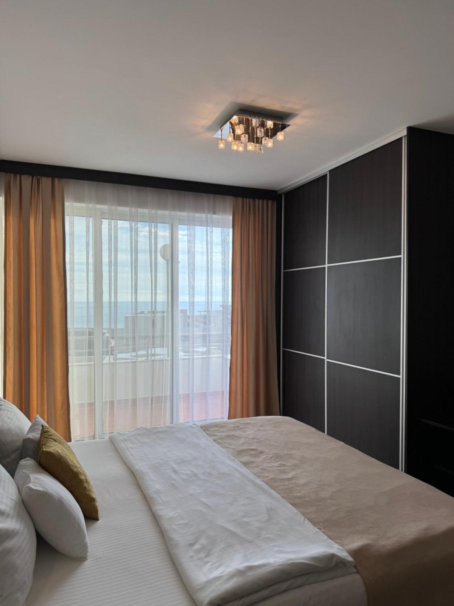 Hotel Freiburg Улцин Екстериор снимка