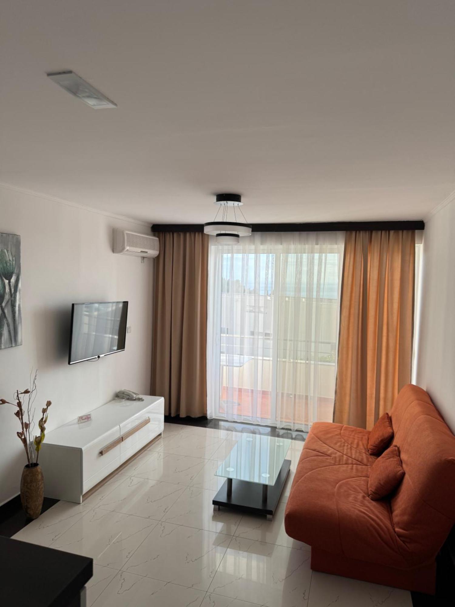 Hotel Freiburg Улцин Екстериор снимка